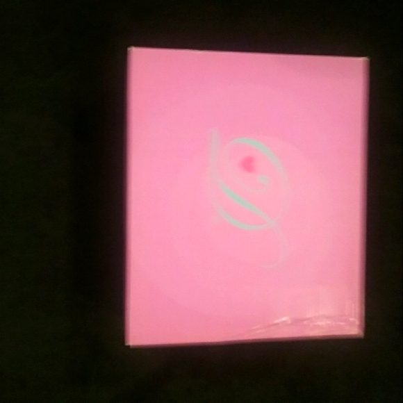 Rhinestone Floral Sandals - Picture 8 of 8